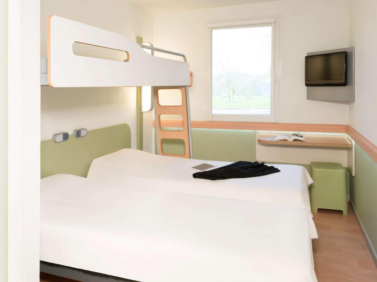 Ibis Budget Lons-Le-Saunier Bagian luar foto
